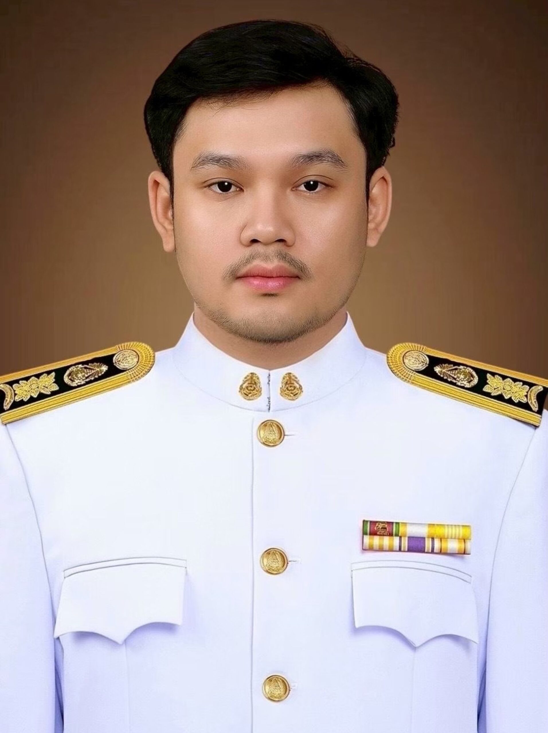 อาจารย์หัตถพันธ์ วงชารี