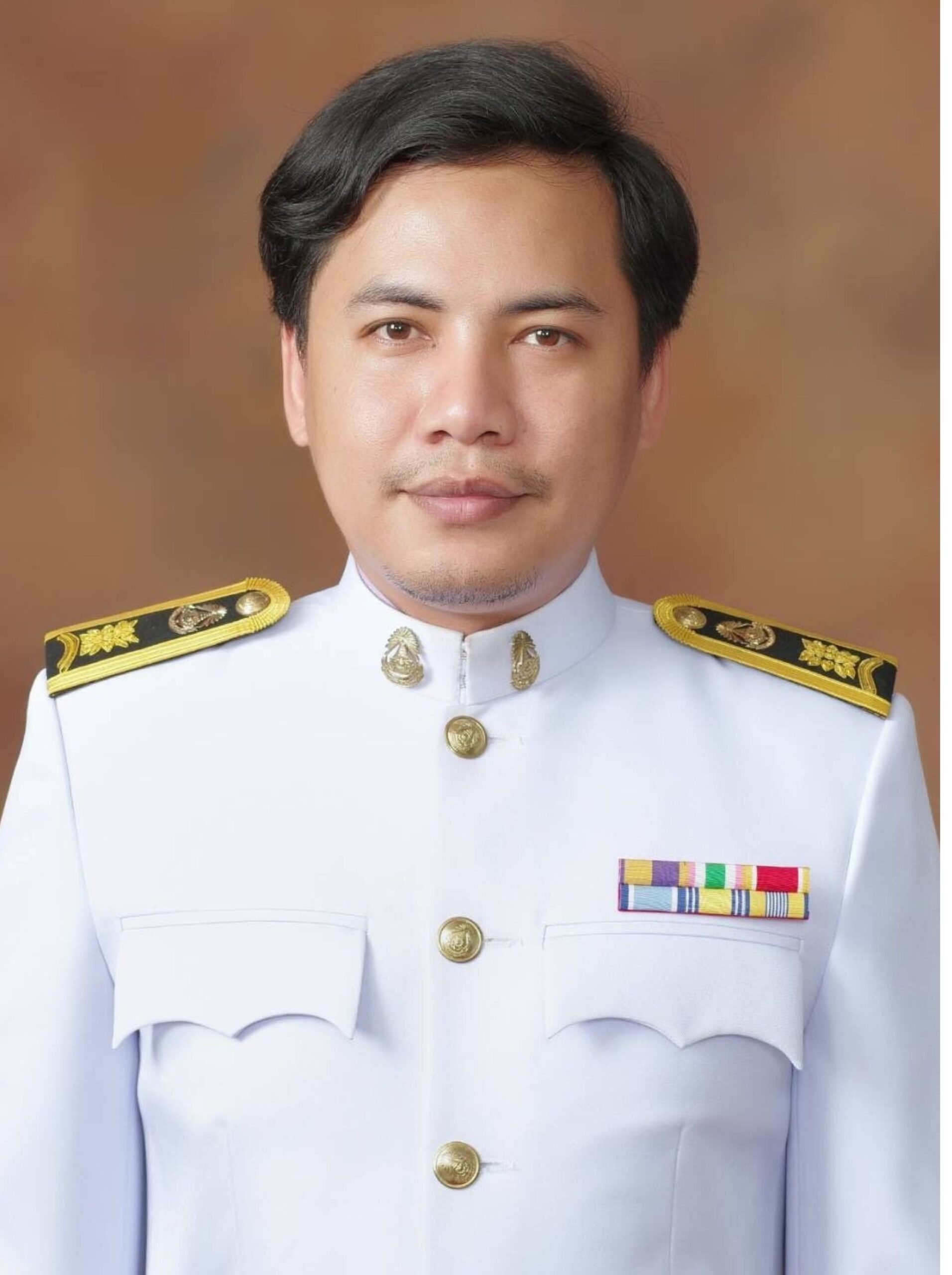 ผู้ช่วยศาสตราจารย์ ดร.อติรัฐ มากสุวรรณ์